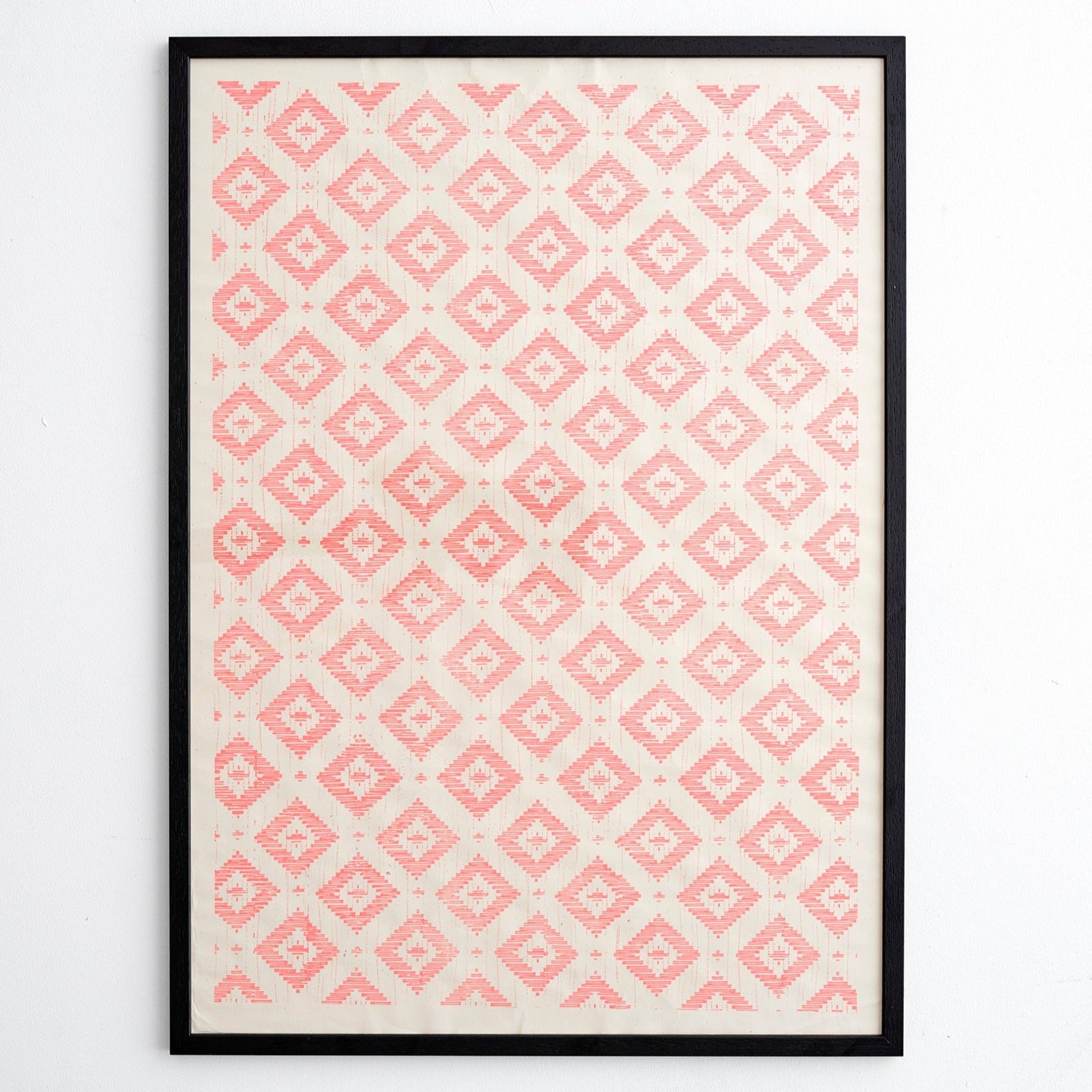 Poster (pink squares)